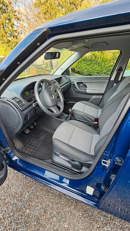 Second-hand Skoda Fabia Active 60 CP (44 kW) 2013 Albastru Hatchback