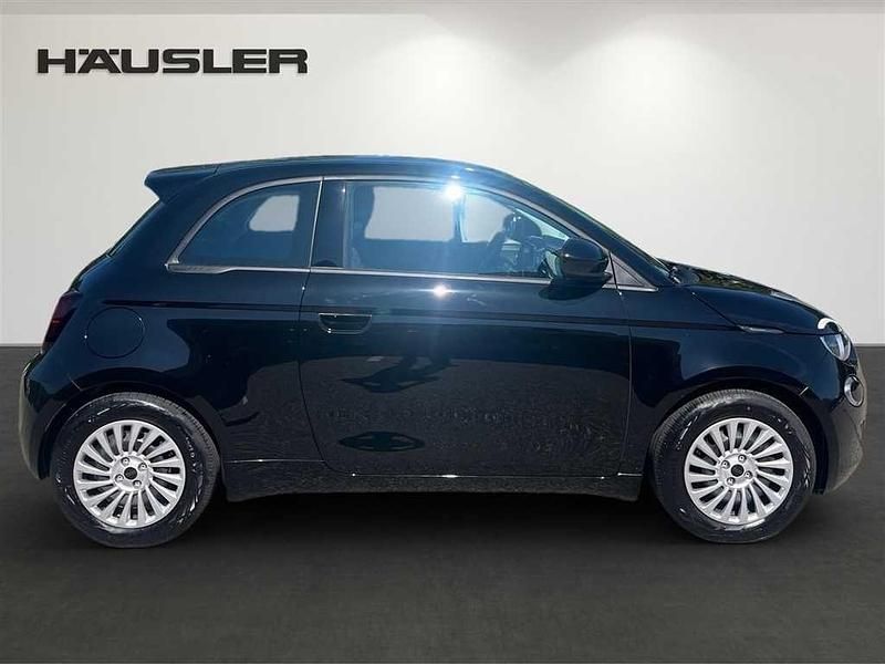Gebraucht Fiat 500e 86 kW (118 PS) 2023 Onyx schwarz Kleinwagen