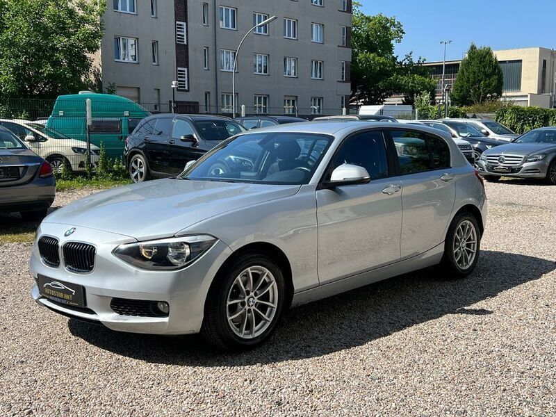 Silber Gebraucht 2014 BMW 114 Kleinwagen | 7.490 € (Guter Preis) - Bild 1/4