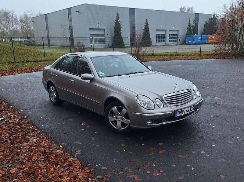 Gebraucht 2005 Mercedes E200 Limousine | 5.500 € (Guter Preis) - Bild 1/4