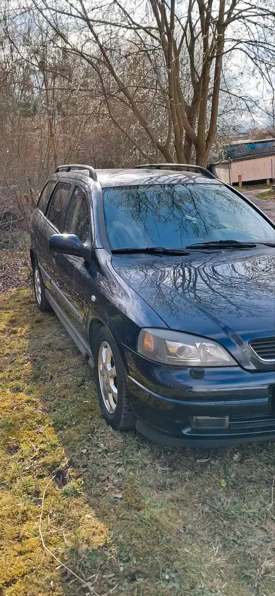 Gebraucht Opel Astra 101 PS (74 kW) 2002 Blau Kombi