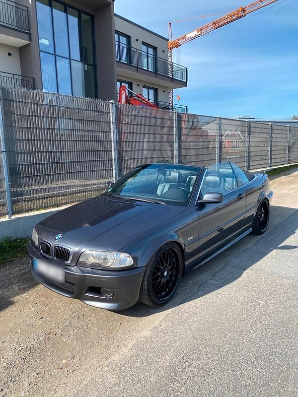 Gebraucht BMW 330 Cabriolet 231 PS (169 kW) 2001 Grau Cabrio