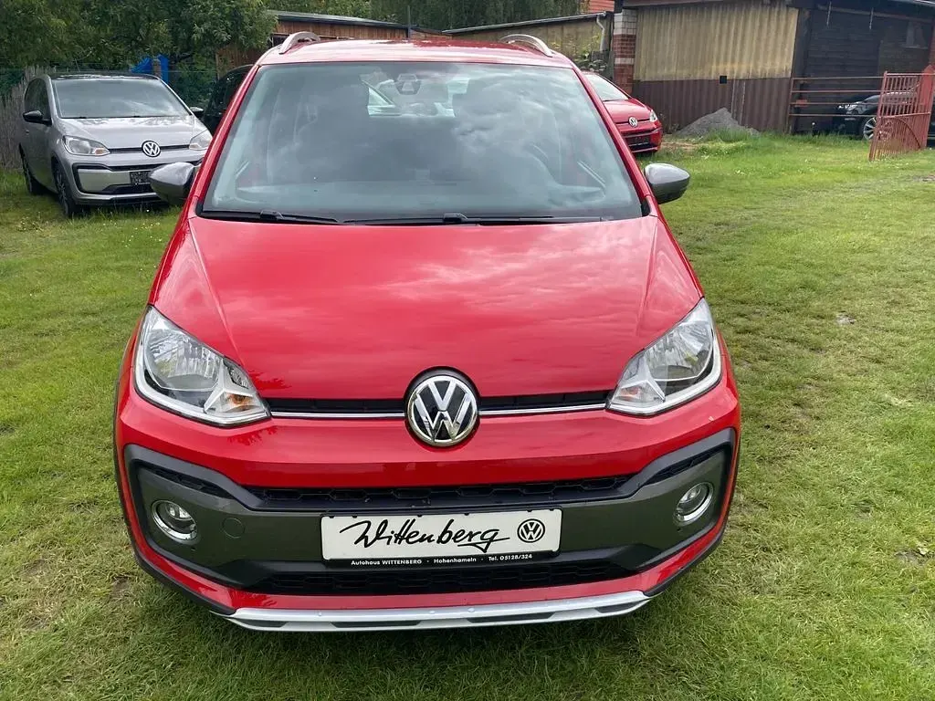 Gebraucht VW cross up! 90 PS (66 kW) 2018 Rot Kleinwagen