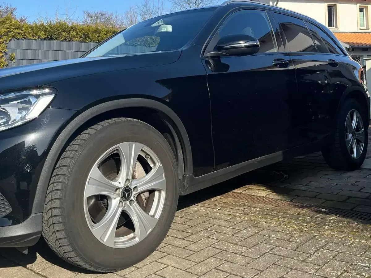 Gebraucht Mercedes GLC220 170 PS (125 kW) 2017 Schwarz SUV