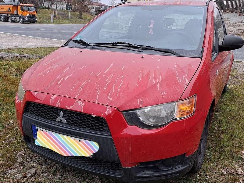 Rot Gebraucht 2009 Mitsubishi Colt Limousine | 1.200 € (Superpreis) - Bild 1/4