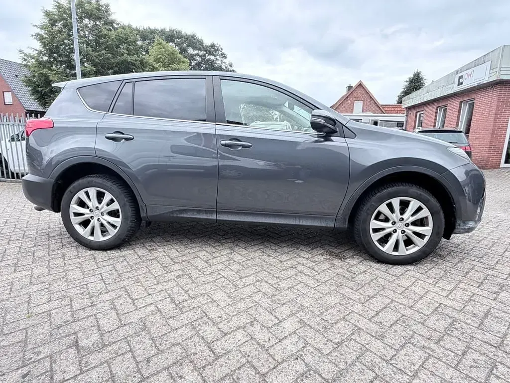 Gebraucht Toyota RAV4 150 PS (110 kW) 2014 Grau SUV