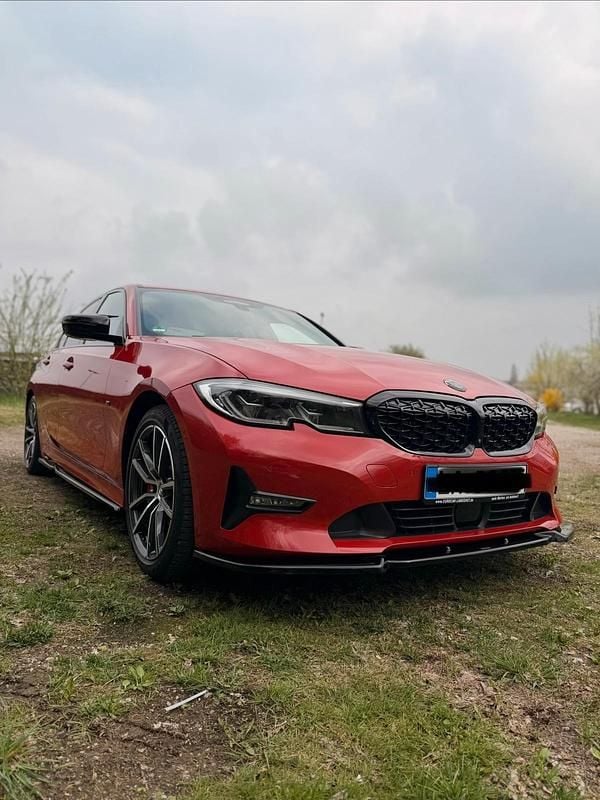 Second-hand BMW 330 Performance 258 CP (189 kW) 2020 Roșu Berlinǎ