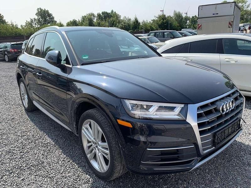 Mondscheinblau metallic Gebraucht 2018 Audi Q5 SUV | 24.490 € (Superpreis) - Bild 1/4