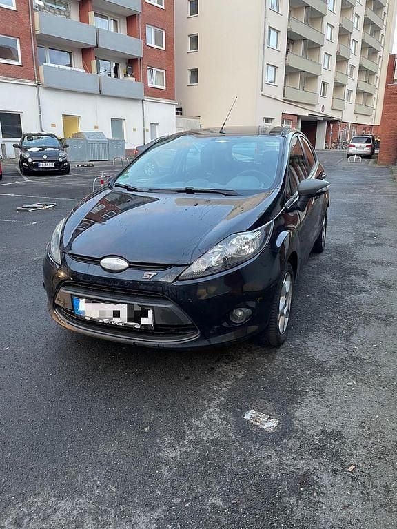 Schwarz Gebraucht 2009 Ford Fiesta Titanium Limousine | 2.100 € (Guter Preis) - Bild 1/4