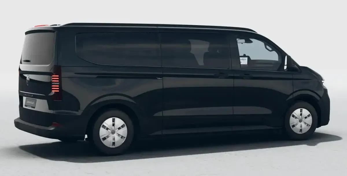 Neu VW Caravelle 150 PS (110 kW) 2025 Midnight black metallic Van