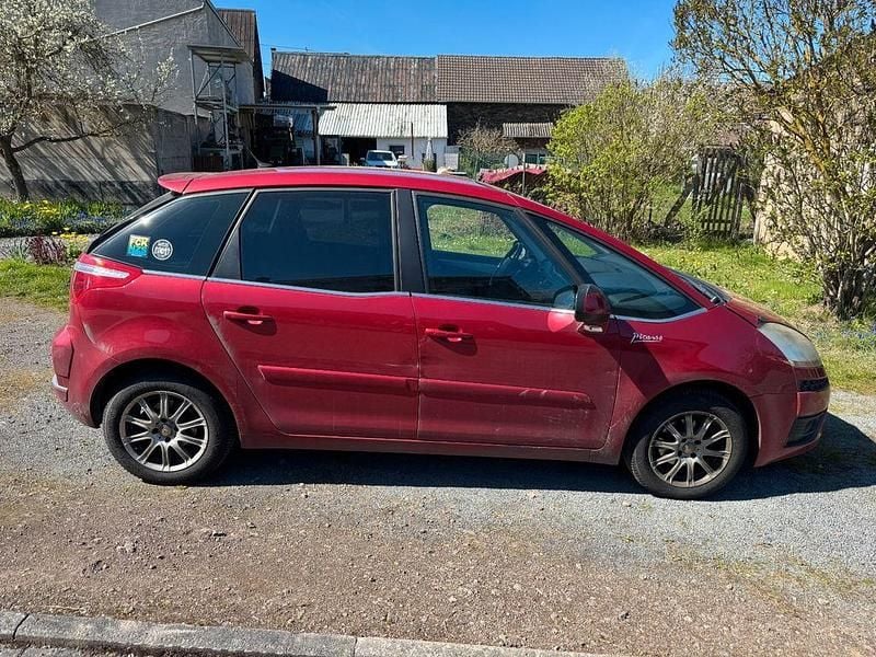 Gebraucht Citroën C4 Tendance 109 PS (80 kW) 2010 Rot Van / Kleinbus