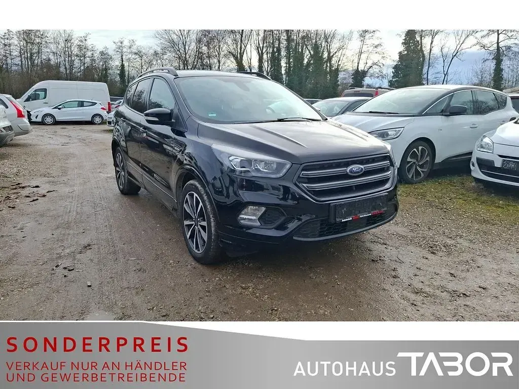 Używany Ford Kuga ST-Line 150 KM (110 kW) 2018 Czarny SUV