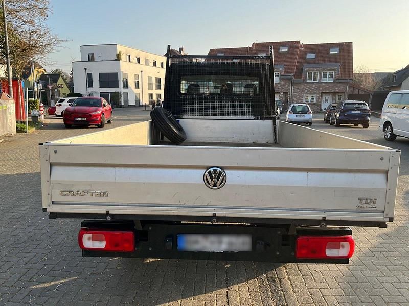 Gebraucht VW Crafter 102 PS (75 kW) 2018 Grün Van