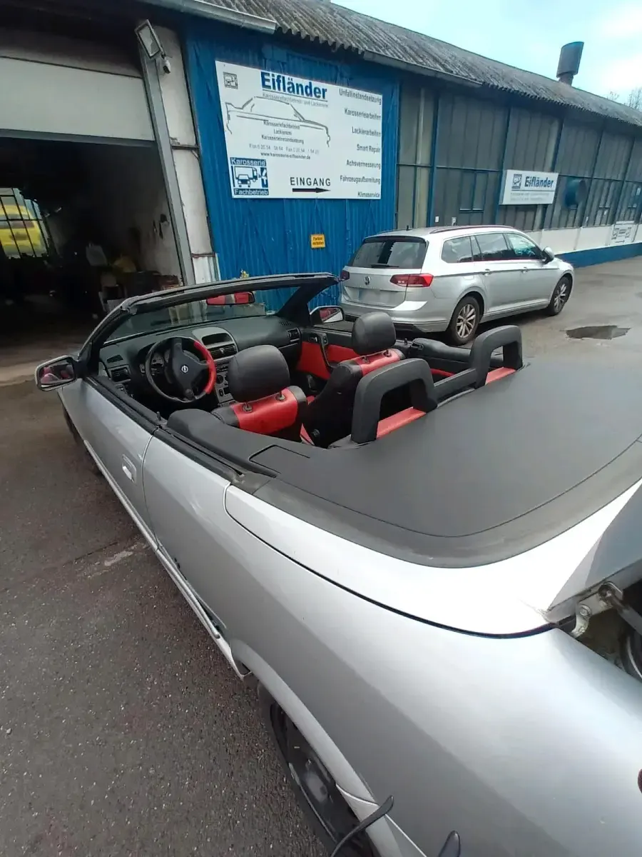 Gebraucht Opel Astra 147 PS (108 kW) 2005 Silber Cabrio