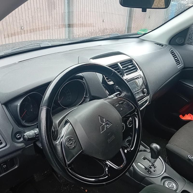 Gebraucht Mitsubishi ASX 150 PS (110 kW) 2015 Schwarz SUV