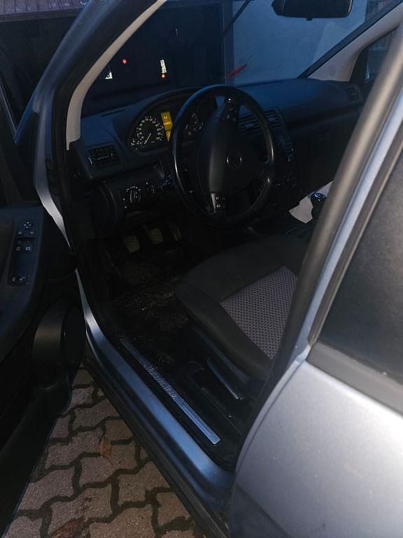 Blau Gebraucht 2006 Mercedes A150 Classic Van / Kleinbus | 900 € (Superpreis) - Bild 1/4