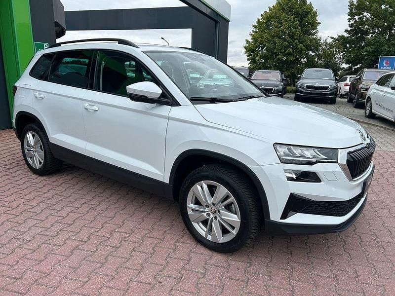Gebraucht Skoda Karoq Selection 150 PS (110 kW) 2024 Weiß SUV
