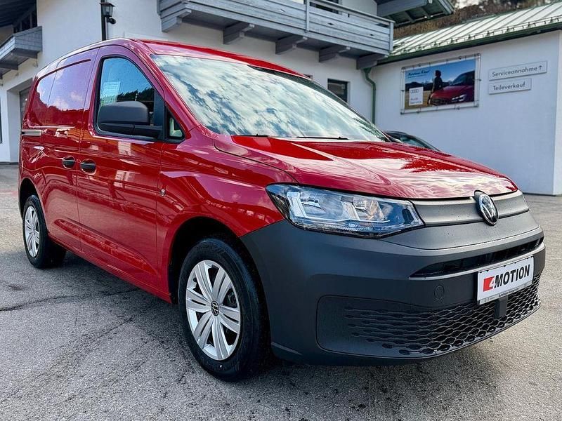 Neu VW Caddy 122 PS (89 kW) 2026 Rot Van / Kleinbus
