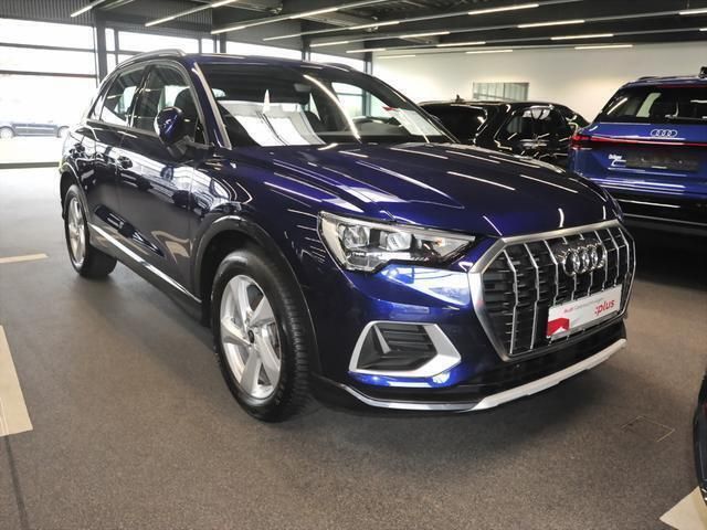 Gebraucht Audi Q3 Advanced Plus 150 PS (110 kW) 2024 Navarrablau metallic SUV