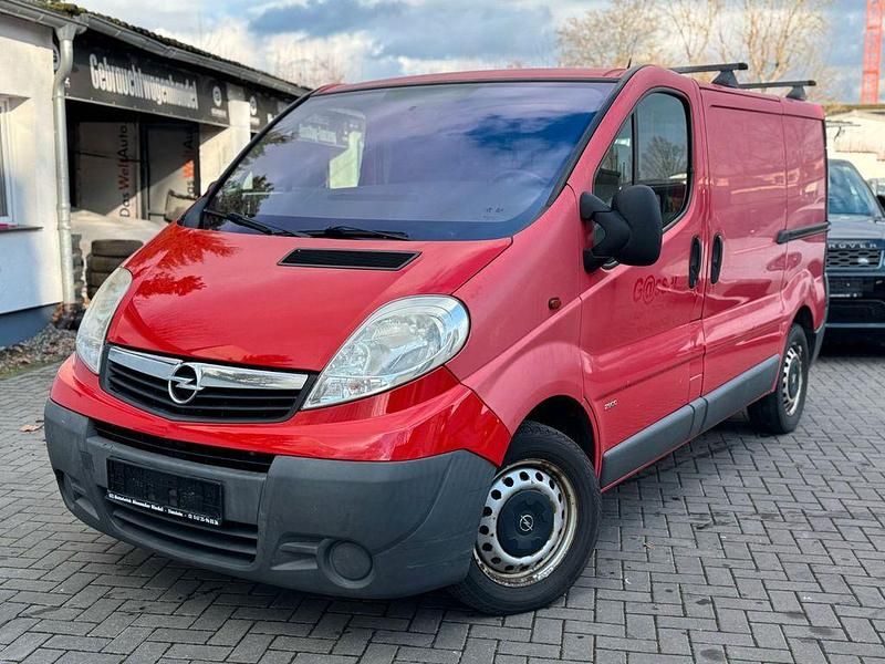 Gebraucht Opel Vivaro 114 PS (83 kW) 2007 Rot Van / Kleinbus