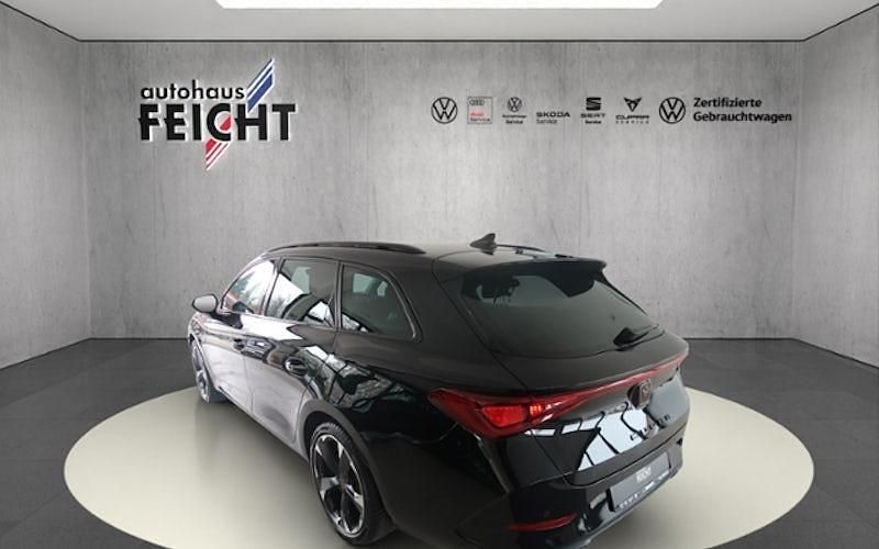 Gebraucht Cupra Leon 150 PS (110 kW) 2024 Mitternachtsschwarz Kombi