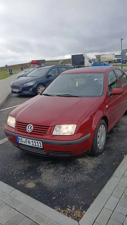 Occasion VW Bora Trendline 101 ch (74 kW) 1999 Berline