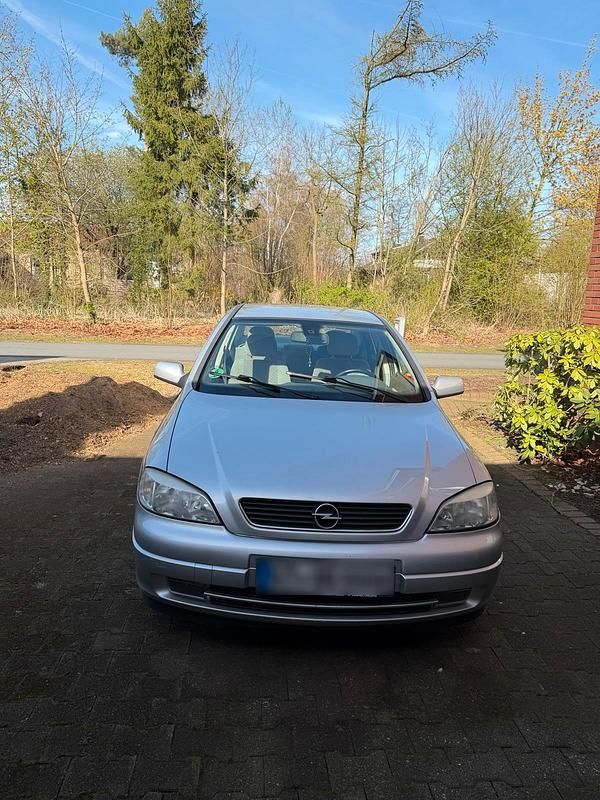 Gebraucht Opel Astra 125 PS (91 kW) 2002 Silber Limousine