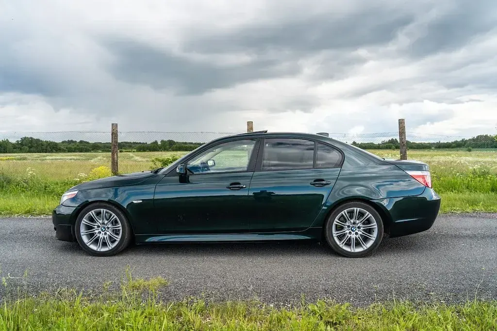 Gebraucht BMW 550 Performance 367 PS (269 kW) 2006 Grün Limousine