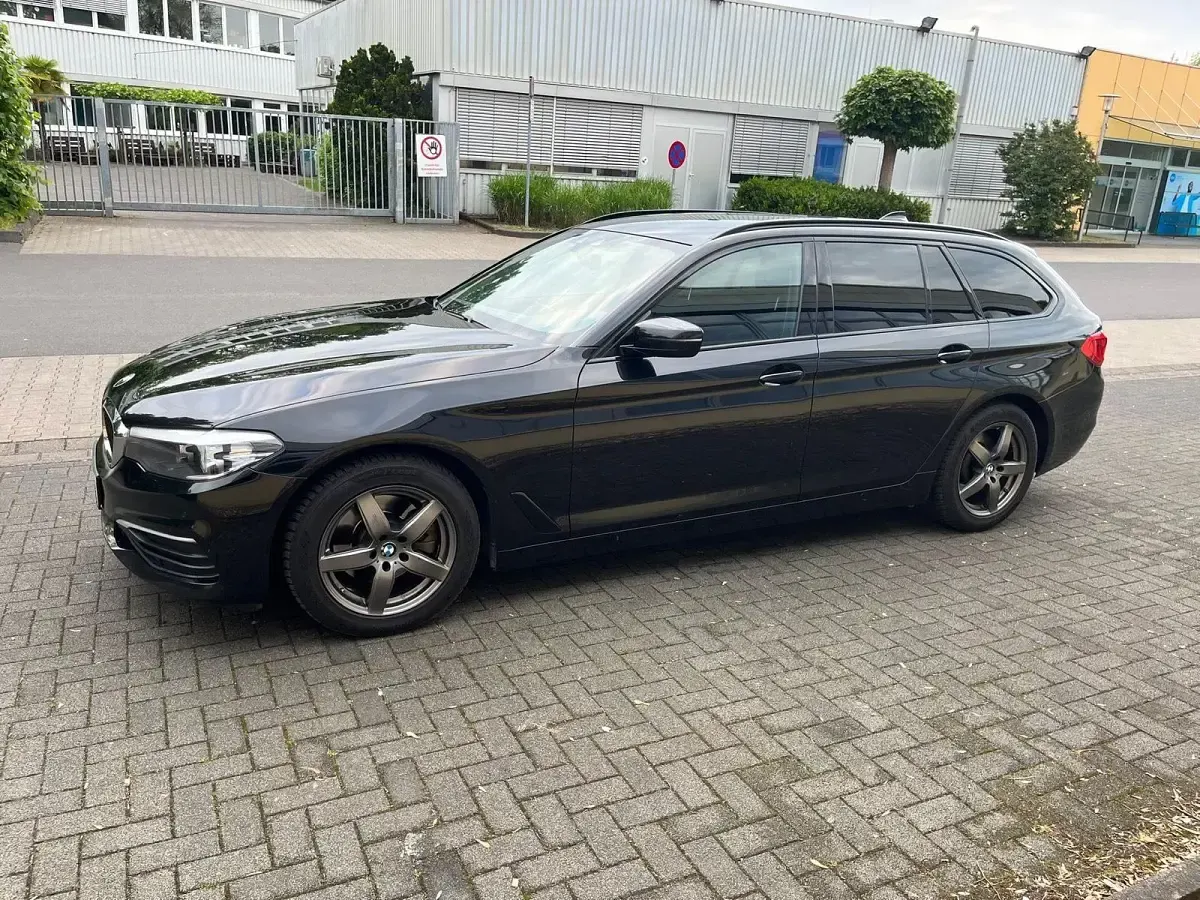 Usata BMW 520 190 CV (139 kW) 2018 Nero Station wagon