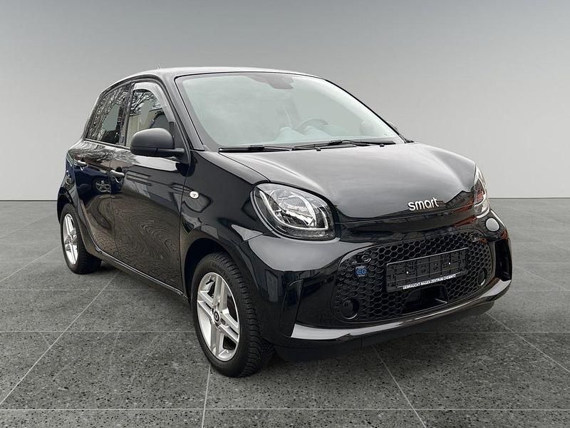 Gebraucht Smart ForFour Electric Drive 60 kW (82 PS) 2021 Schwarz Limousine