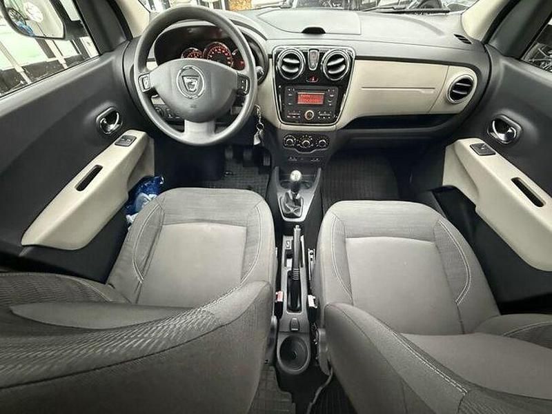 Gebraucht Dacia Lodgy 90 PS (66 kW) 2016 Weiß Van / Kleinbus