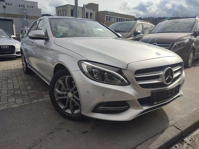Gebraucht Mercedes C250 204 PS (150 kW) 2014 Silber Limousine