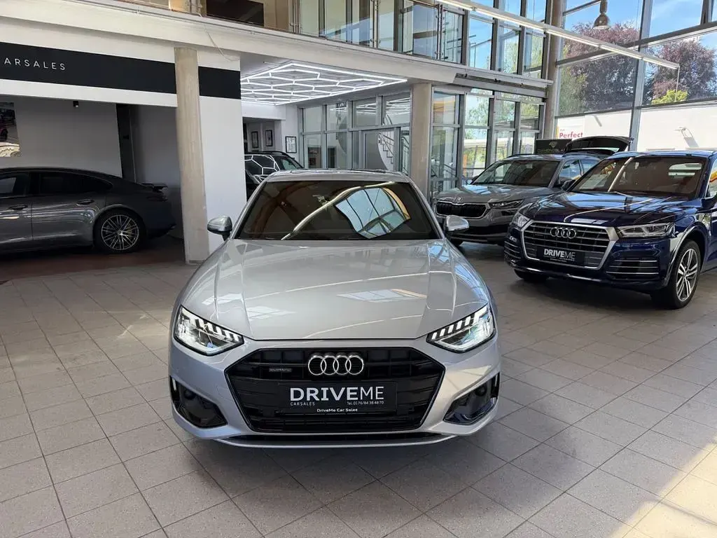 Używany Audi A4 Advanced 231 KM (169 kW) 2020 Srebrny Sedan/Limuzyna