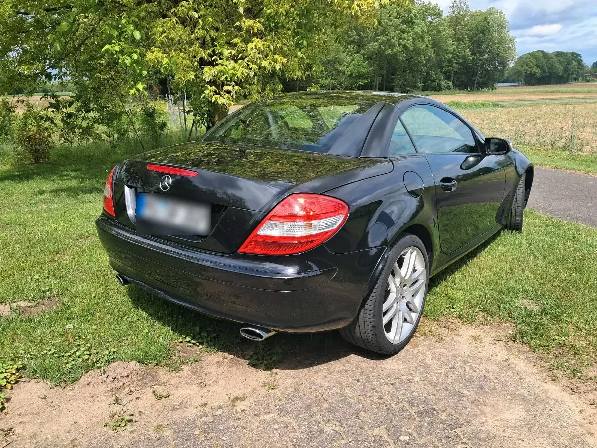 Gebraucht Mercedes SLK350 272 PS (200 kW) 2007 Schwarz Cabrio