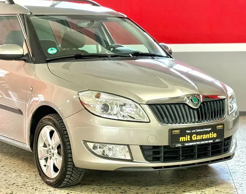 Gebraucht Skoda Roomster Ambition 86 PS (63 kW) 2012 Beige Van / Kleinbus
