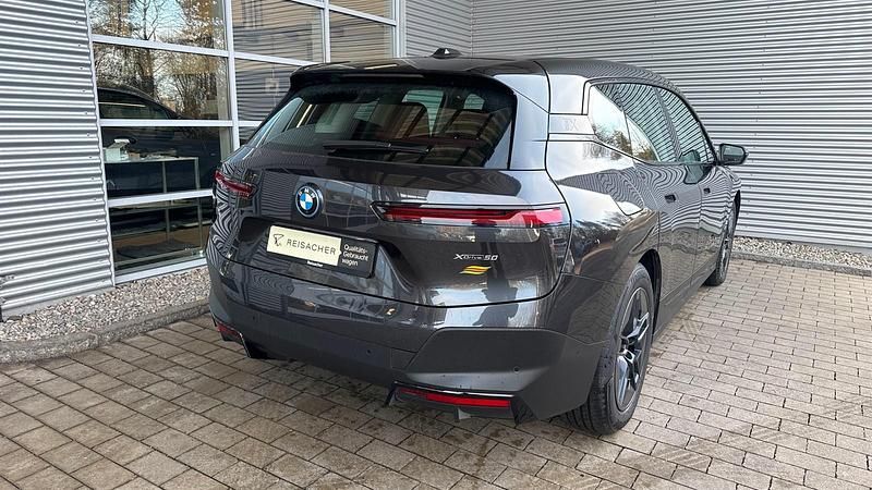 Gebraucht BMW iX Shadowline 385 kW (524 PS) 2023 Sophistograu brillanteffekt SUV
