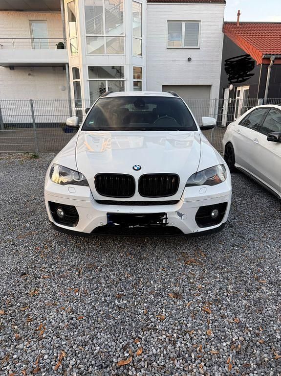 Weiß Gebraucht 2011 BMW X6 Performance SUV | 15.500 € (Fairer Preis) - Bild 1/4