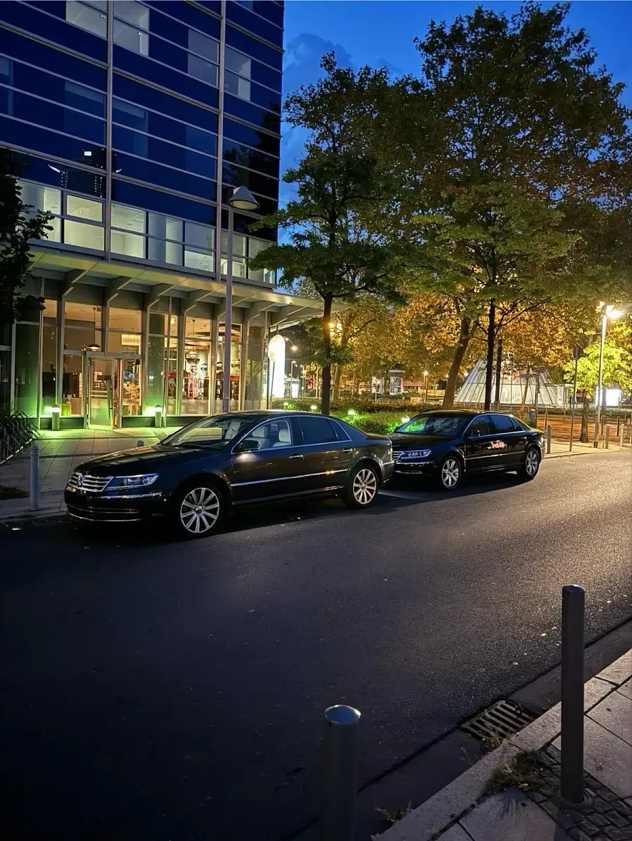 Gebraucht VW Phaeton Exclusive 300 PS (220 kW) 2015 Schwarz Limousine
