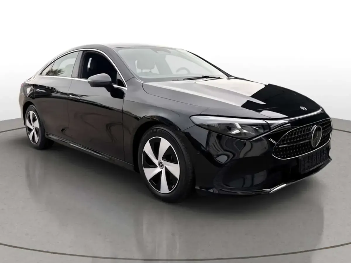 Gebraucht Mercedes CLA180 Progressive 136 PS (100 kW) 2026 Unilack nachtschwarz uni Limousine