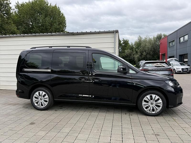 Neu VW Caddy Maxi 122 PS (89 kW) 2025 Schwarz metallic Van / Kleinbus