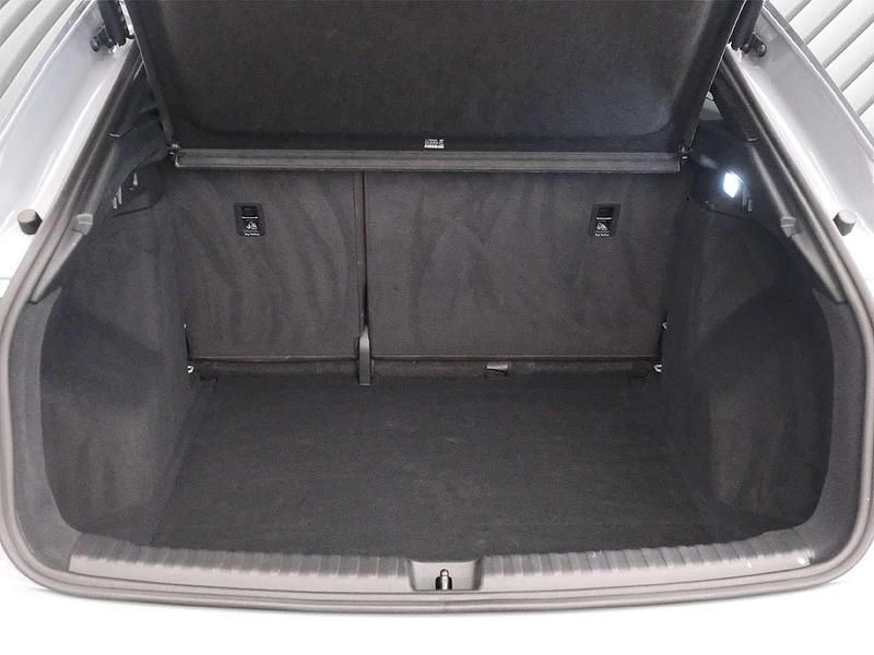 Gebraucht Audi Q4 Sportback e-tron 150 kW (204 PS) 2022 Kieselgrau SUV