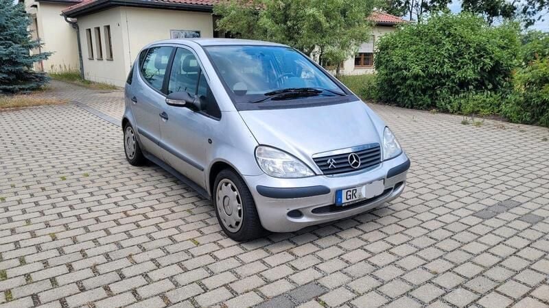 Silber Gebraucht 2003 Mercedes A160 Kleinwagen | 1.111 € (Fairer Preis) - Bild 1/4