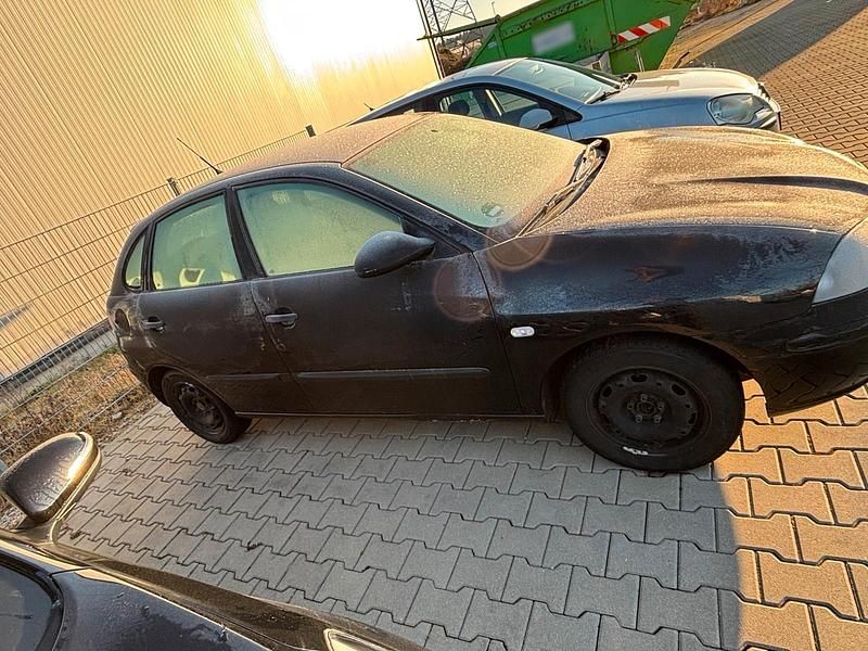 Gebraucht Seat Ibiza 75 PS (55 kW) 2005 Schwarz Kleinwagen
