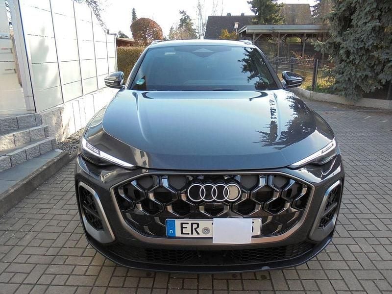 Gebraucht Audi Q5 S-Line 204 PS (150 kW) 2025 Grau SUV