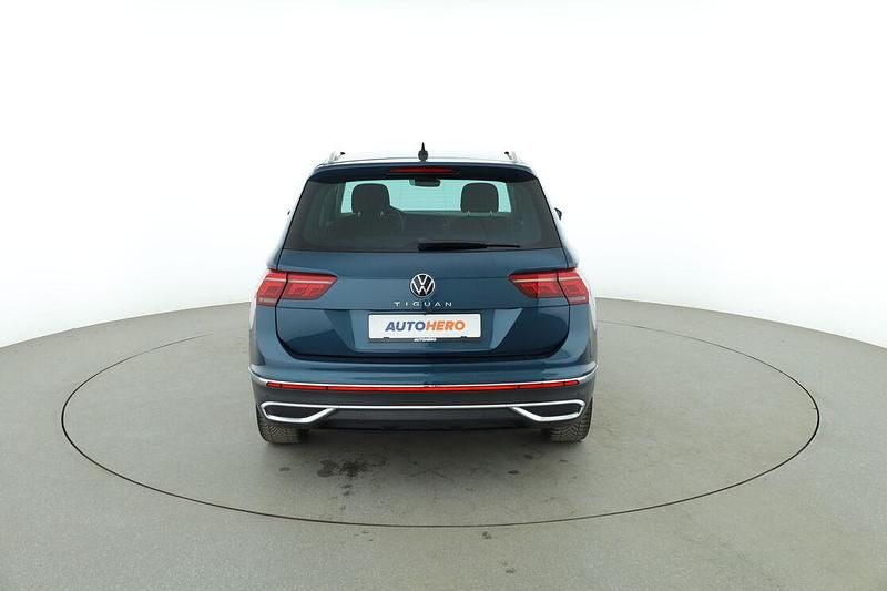 Gebraucht VW Tiguan Elegance 150 PS (110 kW) 2021 Blau SUV