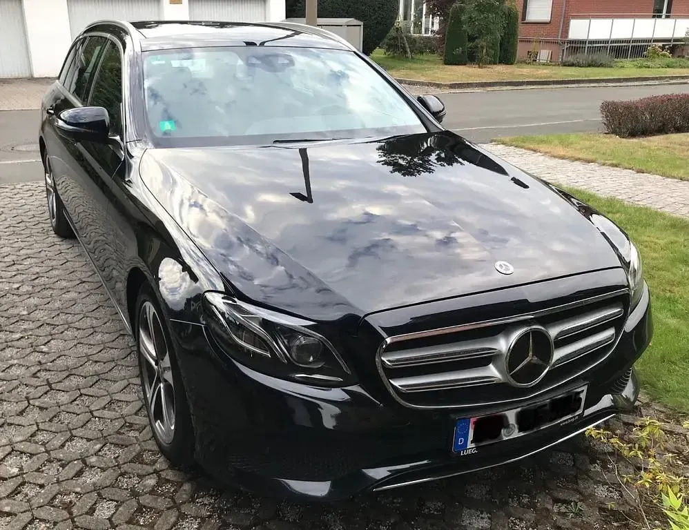 Gebraucht Mercedes E450 367 PS (269 kW) 2018 Schwarz Limousine