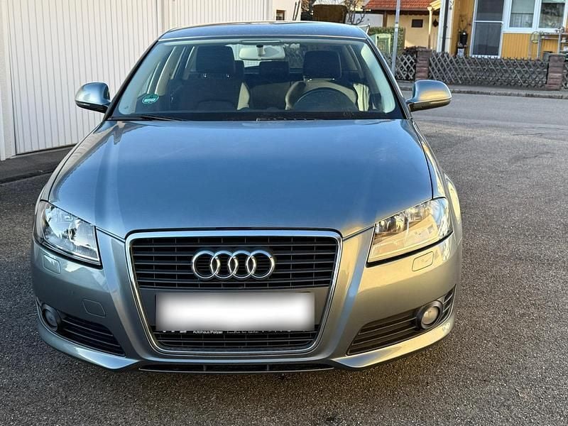 Gebraucht Audi A3 Ambiente 125 PS (91 kW) 2009 Grau Kleinwagen