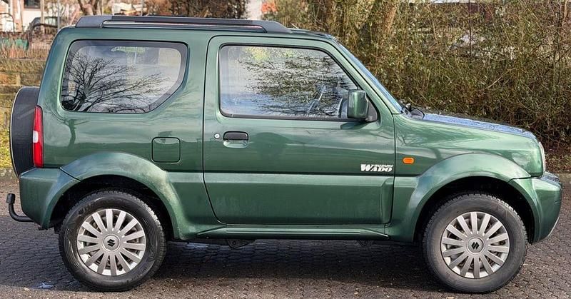 Gebraucht Suzuki Jimny 86 PS (63 kW) 2010 Grün SUV