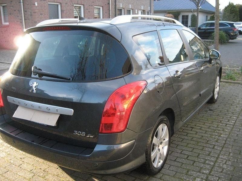 Gebraucht Peugeot 308 SW Platinum 140 PS (102 kW) 2009 Grau Kombi