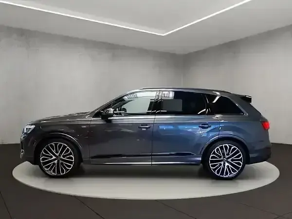 Neu Audi Q7 Ambiente 286 PS (210 kW) 2026 Daytonagrau perleffekt SUV